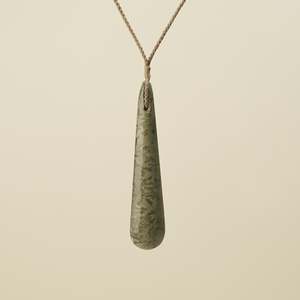 Greenstone Roimata Teardrop: Roimata Raukaraka Kōkopu Pounamu Extra Large Pendant