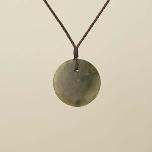Porowhita Circle of Life Kahurangi Inanga Pounamu Medium