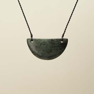 Kōuma Breastplate Large Inanga Pounamu Pendant