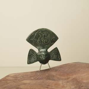 Ornaments: Pīwaiwaka (Fantail) Pounamu Whakairo Sculpture