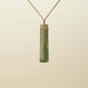 Strength: Toki Kahurangi Medium Large Pounamu Pendant