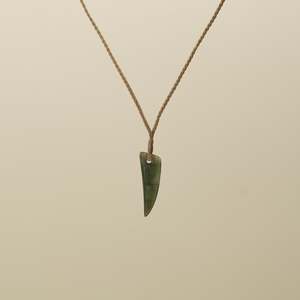 Tangiwai XS Niho Pendant