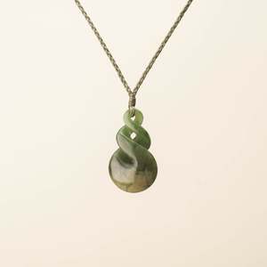 Pikorua Twist: Flower Pikorua Pounamu Pendant, Khaki Binding