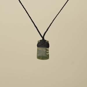 Strength: Notched Raukaraka Small Toki Pounamu Pendant, Black Binding