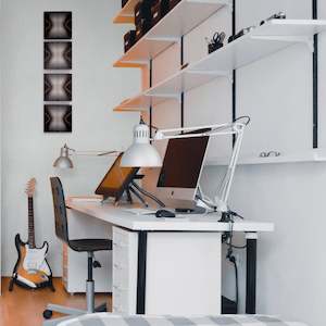 Black And White: Glide