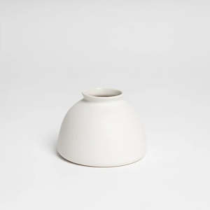 Ned Collections: Harmie Vase Beau