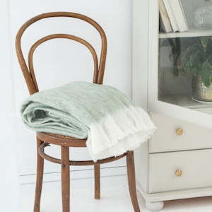 Decor: Sage Throw
