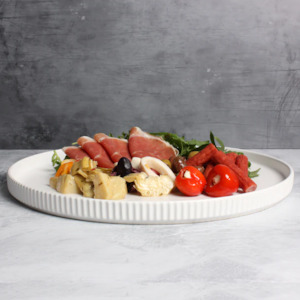 Gabel Teller: Matte White Round Platter