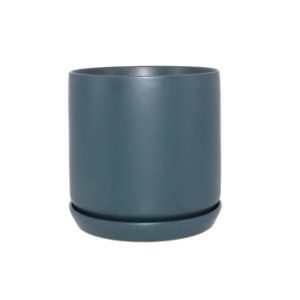 New Arrivals: Oslo Planter Navy Large