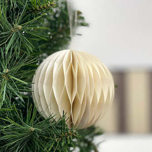 Christmas: Honeycomb Paper Ball White