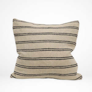 Cushions: Dina Cushion