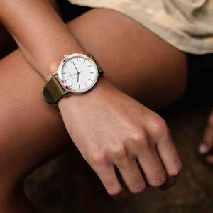 Jewellery 1: TH - The Resin Olive