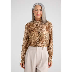 Apparel: Onella Blouse Leopard