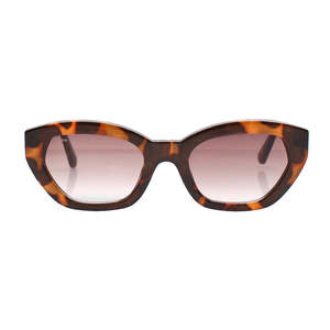 Sunglasses: Reality Martine Turtle