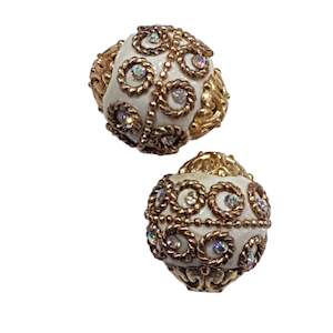 Kashmiri Beads: 2pc White & Gold Kashmiri Beads