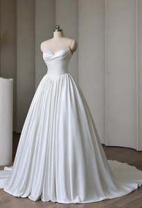 Products: Luxurious Satin Ball Gown - Strapless Sweetheart Neck Bridal Dress for - Art Kollocsion