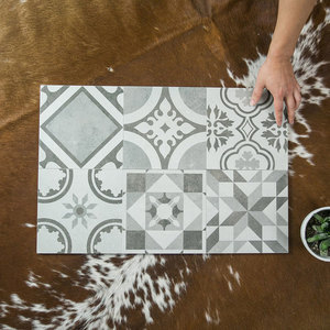 200x200: Majolica Random 200×200 PM2573