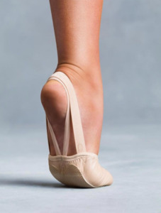 Toe Shoes: Turning Pointe 55 Shoe - Leather