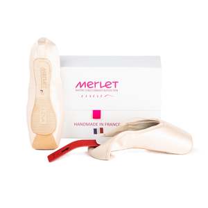 Pointe Shoes: Merlet Lisa Pointe Shoe