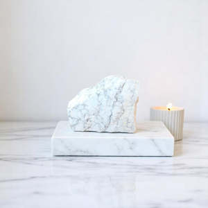 Home Interiors Collection: Howlite raw crystal chunk