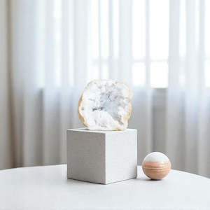 Home Interiors Collection: Clear quartz crystal geode half