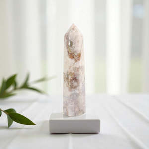 Flower agate chunky polished crystal tower