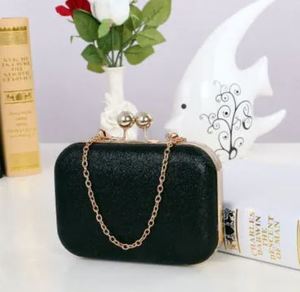 Evening Clutch: Glittery Evening Clutch - Black