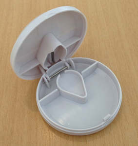 Bathroom And Toilet: Pill Storage with Cutter