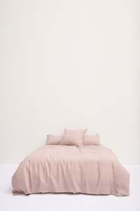 Assembly Label Product: Linen Duvet Cover Rose