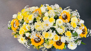 Products: casket tribute02 Astina Floral Design