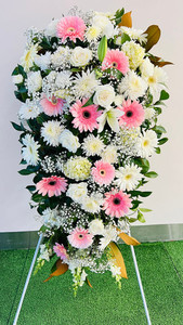 Products: stand tribute02 Astina Floral Design
