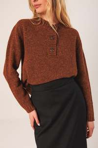 Indi Cold: Wool Sweater Brown