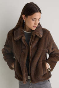 Y E R S E: Yerse Brown Coat Faux Fur