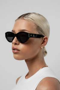 Felina Black