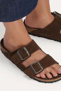 Birkenstock: Arizona Carafe Tonal Suede