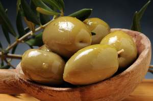 Preserves: Giant green Cerignola olives 1.6kg drained weight 1kg