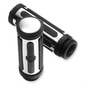 H D Grips: 56246-08 Harley Chrome and Rubber Hand Grips 56246-08