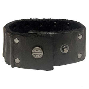 mw-mau606-blk-lxl HARLEY Mens Ribbed Studded Leather Cuff Bracelet Adjustable Wr&hellip;