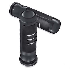 56100411 Harley Streamliner Hand Grips 56100411