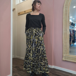 Skirts: Storm - Silk Print Maxi Skirt - Size 6
