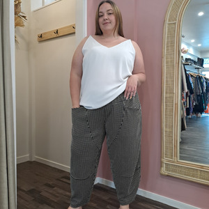 Deeanne Hobbs - Black White Print Pant - Size 4XL