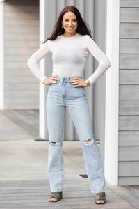 Womens Jeans: Aspen Light Blue Straight Jean