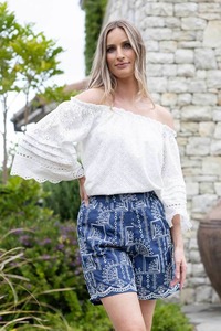 Grace Shorts Embroidered Blue