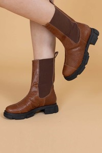 Boots: Benny Boots Brown