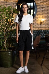 Queen Of Hearts Shorts Black