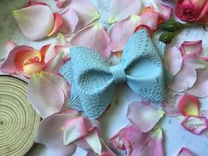 Products: Beau ~ Chalk