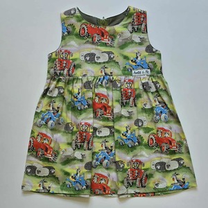 Auntie Me Classic Dress 1: Aotearoa Design