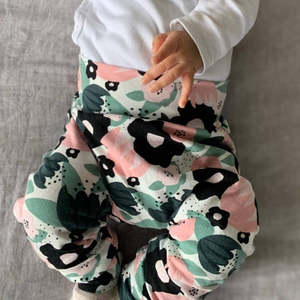 Harem Pants: Floral