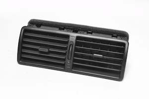 Genuine Nissan: GENUINE NISSAN CENTRE AIR CON VENT - R32 SKYLINE **NEW**