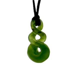 Pounamu Greenstone: Small Pikorua Double Twist Pounamu Pendant